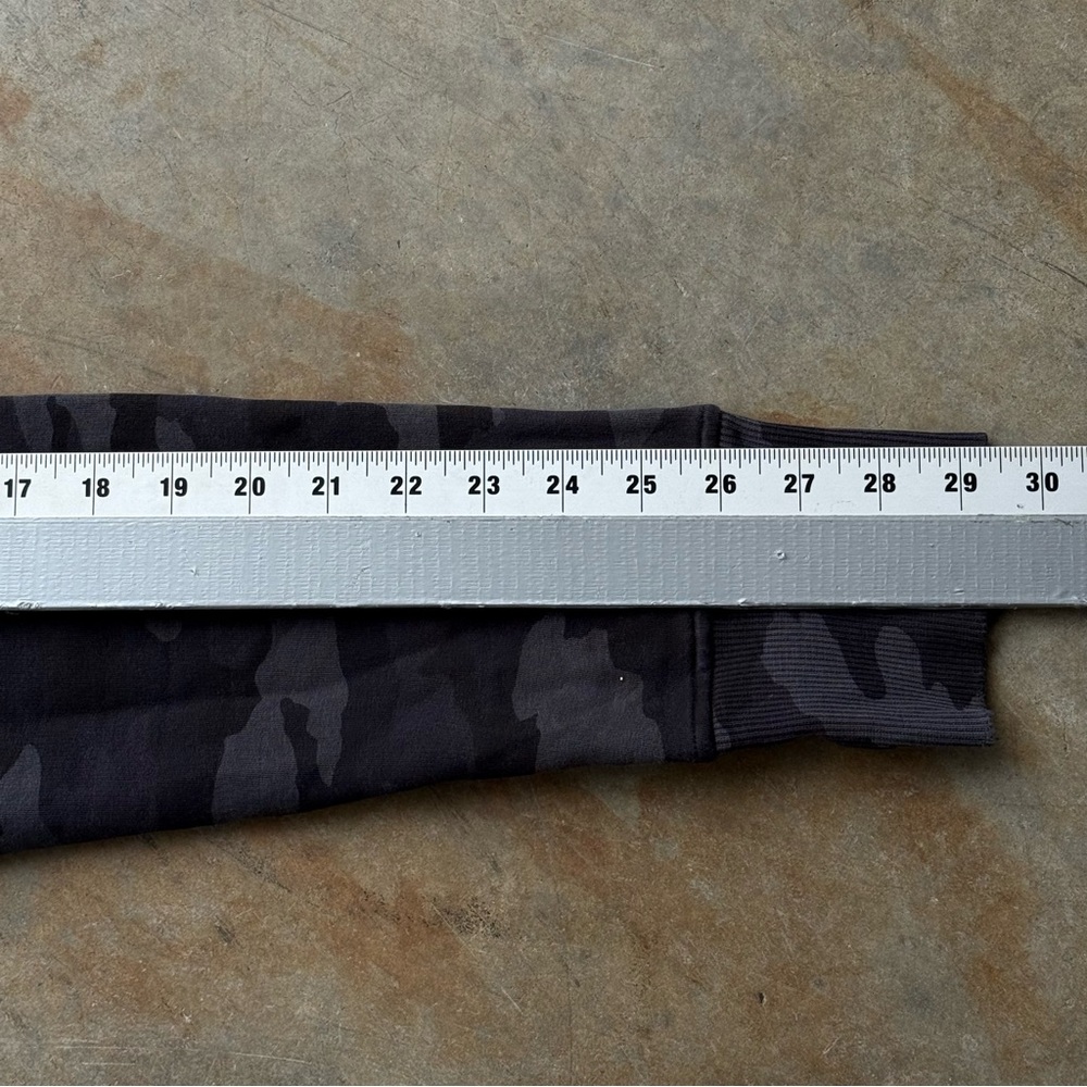 Lululemon Scuba Full-Zip Hoodie - Camouflage - Picture 9 of 10